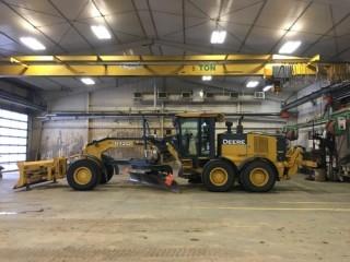 2015 John Deere 872GP AWD Grader