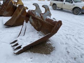 28" x 60" Ditch V Bucket, SEC Fits WBM 250 Series