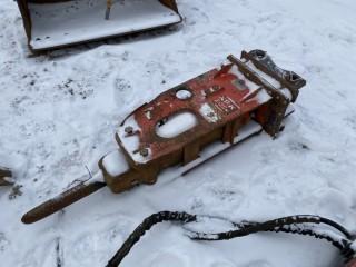NPK E-204 Breaker, CAT 420 Lugging