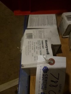 Qty Of (3) Honeywell Electric Heat Thermostats