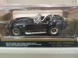 Roadtough 1:18 Diecast Metal 427 S/C 1964 Shelby Cobra.