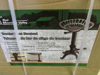 Tractor Seat Bar Stool. (New in Box).