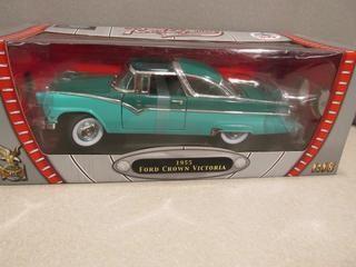 Road Signature Collection 1955 Ford Crown Victoria.