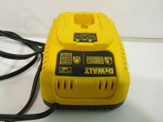 DeWalt 7.2V-18V XRP 12V Mobile Rapid Charger.
