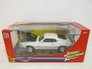 Johnny Lightning 1:24 Die Cast 1969 Mustang Mach 1.