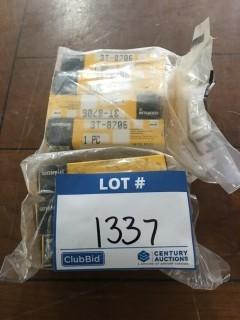 (14) Plugs, 3T-8706.