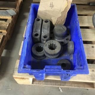 (2) Gears, (2) Brackets,(2) Rollers and Trunnion.