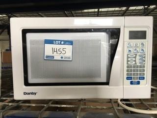 Danby Microwave Oven, DMW606W.