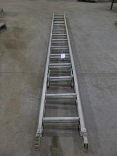 Featherlite 28' Extension Ladder, Rating 300lbs