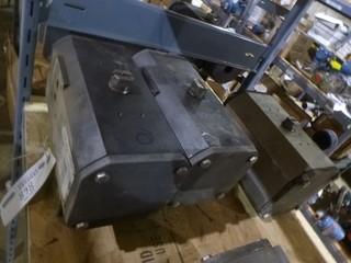 (2) Linde Pneumatic Actuators, Type A30 / 90 / K