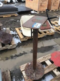 Steel Stand Adjustable Height (Round Base)