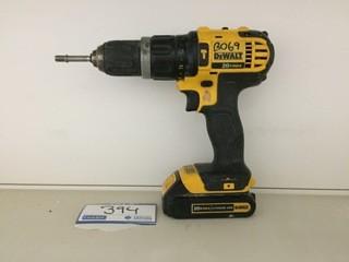 DeWalt DCD785 1/2" Cordless Hammer drill/Drill Driver with Battery.