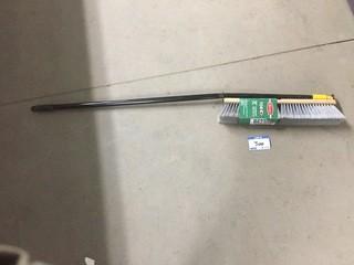 18" Push broom.