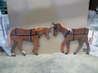 (2) Wood Cut Outs of Horses (E5-2-1)