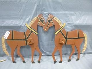 (2) Wood Cut Outs of Horses (E5-2-1)