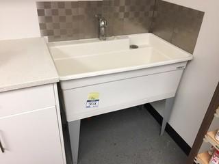 Tub Sink
