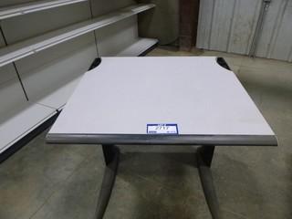 28.5" x 30" x 31" Table