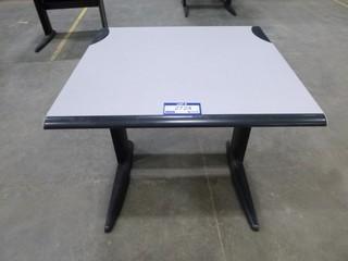 28.5" x 30" x 31" Table