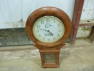 Ducks Unlimited Wood Clock (E4-2-1)