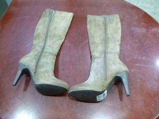 Ladies Suede Boots, Size 7