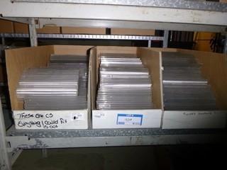 Qty of Display Cases/Holders (Plastic)