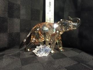 Swarovski Crystal "Cinta" 2013 Golden Shine Elephant.