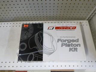 Wiseco Forged Piston Kit Fits 1994-1998  Polaris Indy Storm 800, Part 379-5161 (SK1161) 