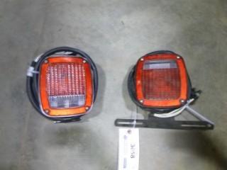 (1) Used Pair Of Trailer Lights (A2)