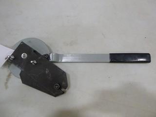 (1) Chain Cutter (B1)