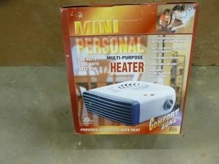 Comfort Zone Mini Personal Heater, 500 / 1000 Watts, 3412 BTUs (A1)