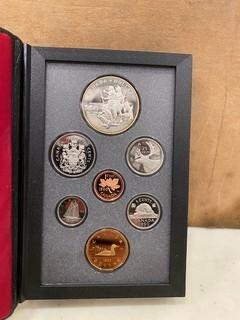 (1) 1990 Canada Double Dollar Coin Set (Natives & Bisons Silver) (B1)