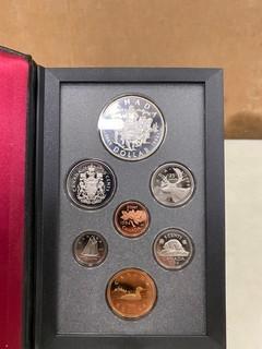 (1) 1994 Canada Double Dollar Coin Set (RCMP Dogsled Silver) (B1)