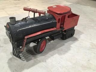 Keystone Pressed Steel - Ride On Train - Vintage - 1930'S - 26" Long In Good Working Condition.