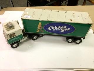 Nylint - 1950'S Semi Truck & Trailer - "Chicken Of The Sea" - 21.5" Total Length.
