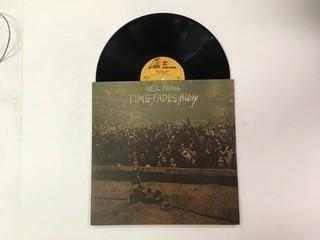 Neil Young, Time Fades Away Vinyl.