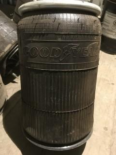 Goodyear IR12-432 Air Ride Spring.