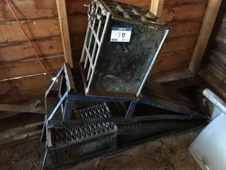 (2) Driveup Stands & Cage Box.