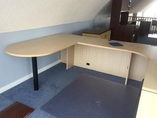 66" x 71" L Shaped Desk w/ 66" x 30" Built Extension.