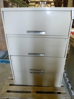 (1) 4 Drawer Filing Cabinet, 53 1/2" H x 36" W, 18" D (WR1-9)