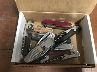 Assorted Knifes.