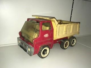 Metal Tonka Dump Truck.