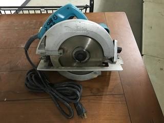 Makita 7 1/4" Circular Saw.