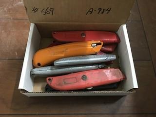 Quantity of Utility Knives.