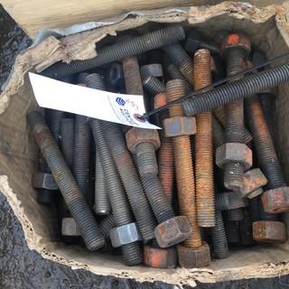 Quantity of 3/4" x 7" Bolts.