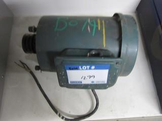 3/4 HP Electric Motor.