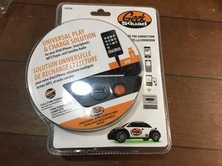 Geek Squad GSC60 Universal Play & Charge Solution.