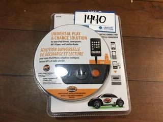 Geek Squad GSC60 Universal Play & Charge Solution.