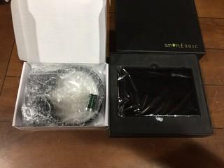 Smart Logic VZA-731888G Headrest Tablet With Headphones.
