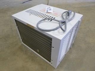 Simplicity Window Insert Air Conditioner, Model SAC5206, SN 0406020904634 (W2-3-1)