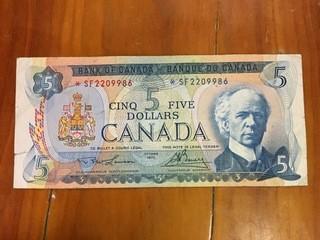 1972 Bank Of Canada Five Dollar Replacement Note.